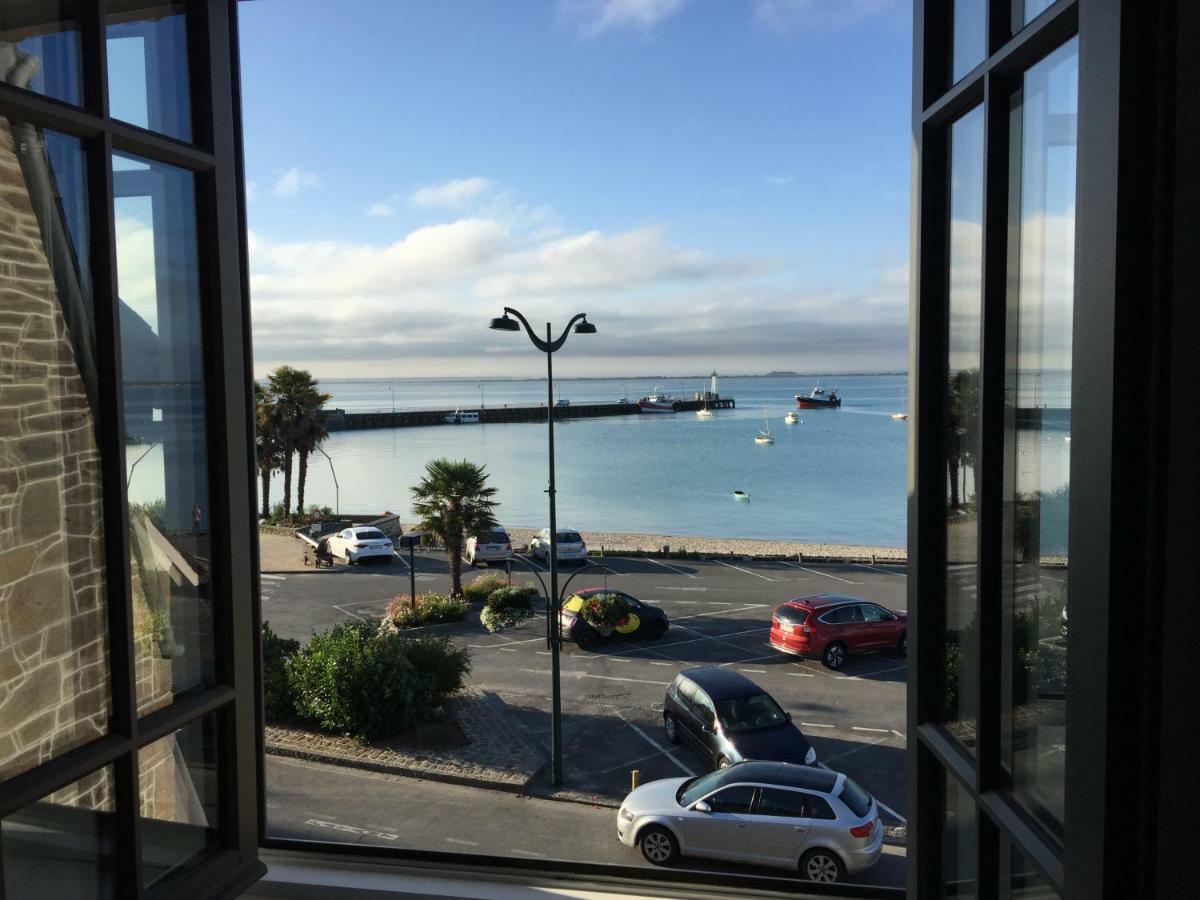 Bel Appartement Vue Sur Mer 康卡勒 外观 照片